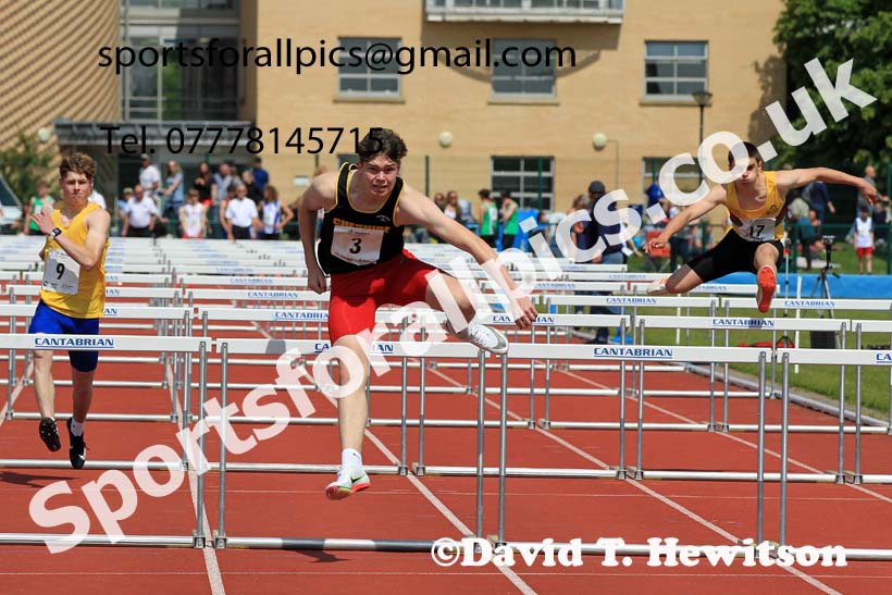 Mens U-17s and Boys U-15s Hurdles, 2022 Northern Inter Counties U17s and U15s Track and Field, York, Thursday, June 2nd. Photo: David T. Hewitson/Sports for All Pics